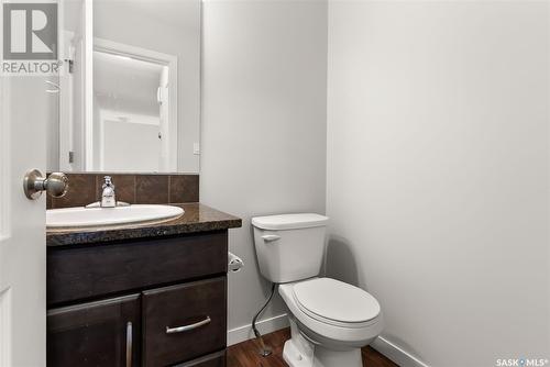 118 1210 Empress Street, Regina, SK - Indoor Photo Showing Bathroom