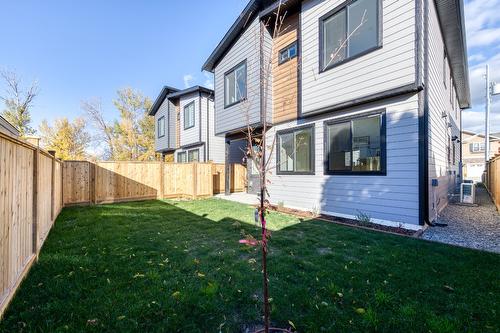 102-1715 Fairford Drive, Penticton, BC - Outdoor