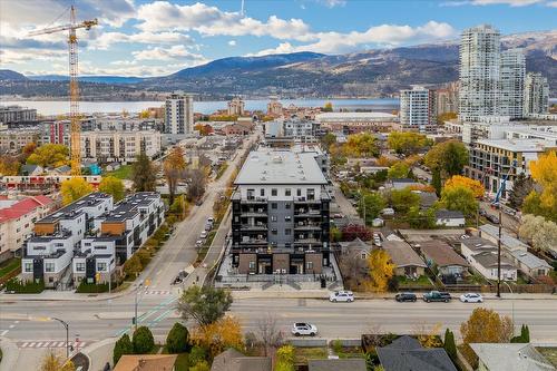 412-660 Cawston Avenue, Kelowna, BC - Outdoor With View