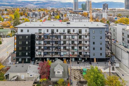 412-660 Cawston Avenue, Kelowna, BC - Outdoor With Balcony