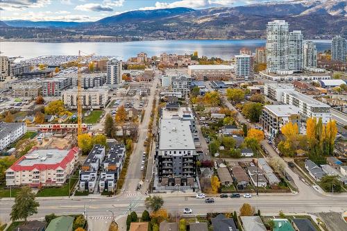 412-660 Cawston Avenue, Kelowna, BC - Outdoor With Body Of Water With View