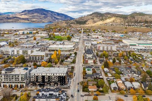 412-660 Cawston Avenue, Kelowna, BC - Outdoor With Body Of Water With View