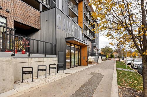 412-660 Cawston Avenue, Kelowna, BC - Outdoor With Balcony With Exterior