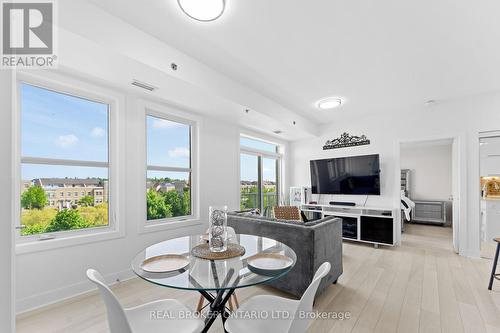 325 - 28 Prince Regent Street, Markham, ON - Indoor Photo Showing Dining Room