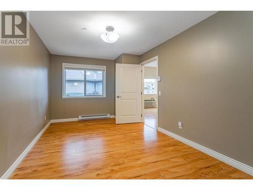 4433 Gordon Drive Unit# 117, Kelowna, BC - Indoor Photo Showing Other Room