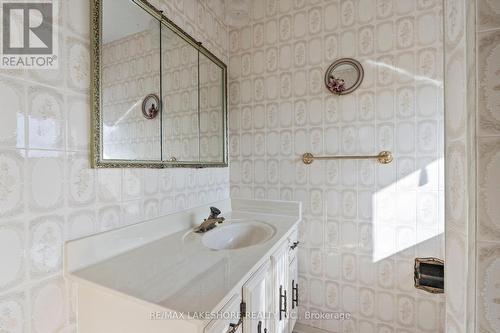 4265 County Rd 45 Road, Cobourg, ON - Indoor Photo Showing Bathroom