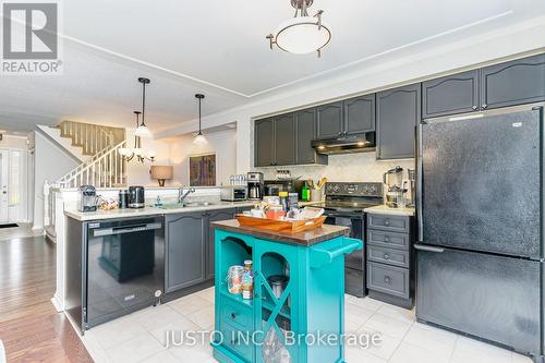 2225 Amberglen Court, Oakville, ON - Indoor Photo Showing Kitchen With Double Sink