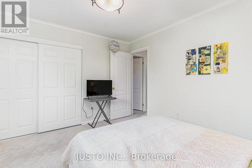 2225 Amberglen Court, Oakville, ON - Indoor Photo Showing Bedroom