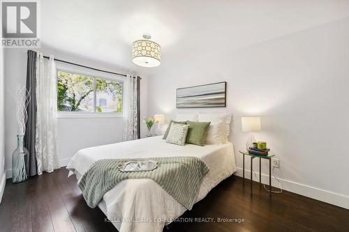 1880 Silverberry Crescent, Mississauga, ON - Indoor Photo Showing Bedroom