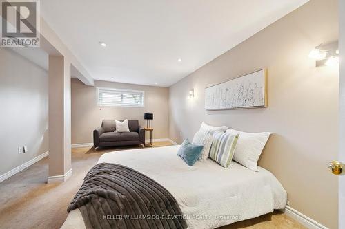 1880 Silverberry Crescent, Mississauga, ON - Indoor Photo Showing Bedroom