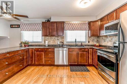 40 Victoria Crescent, Caledon, ON - Indoor Photo Showing Kitchen With Double Sink