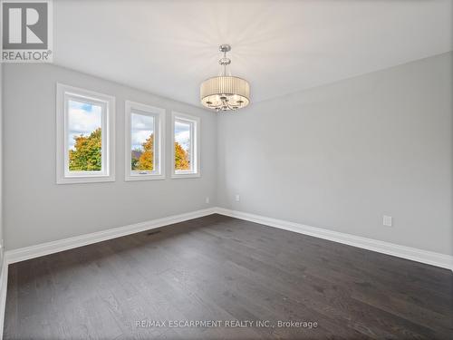 1400 Stationmaster Lane, Oakville, ON - Indoor Photo Showing Other Room