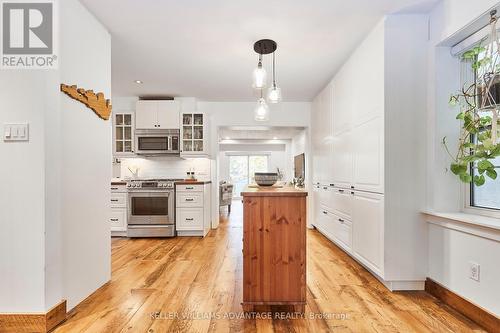 46 Thirty-Sixth Street, Toronto, ON - Indoor Photo Showing Kitchen