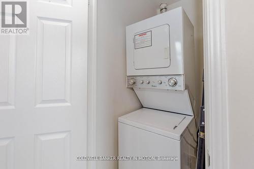 1605 - 339 Rathburn Road W, Mississauga, ON - Indoor Photo Showing Laundry Room