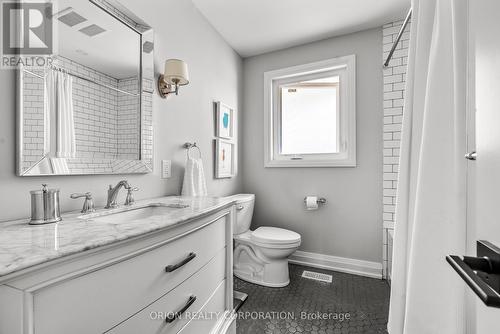 2 Ashmount Crescent, Toronto, ON - Indoor Photo Showing Bathroom