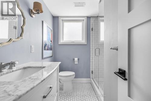 2 Ashmount Crescent, Toronto, ON - Indoor Photo Showing Bathroom