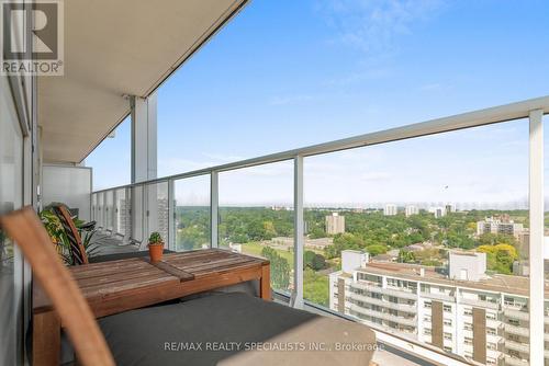 1509 - 55 Speers Road, Oakville, ON -  With View With Exterior