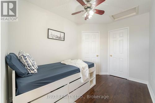 3356 Redpath Circle, Mississauga, ON - Indoor Photo Showing Bedroom