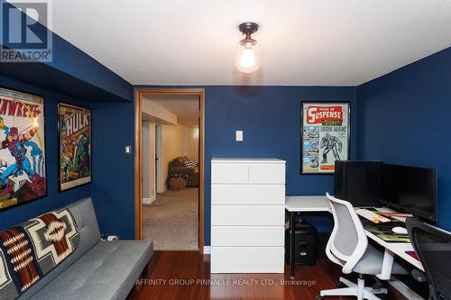 8 Roselyn Court, Kawartha Lakes (Lindsay), ON - Indoor Photo Showing Other Room