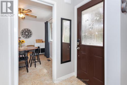 8 Roselyn Court, Kawartha Lakes (Lindsay), ON - Indoor Photo Showing Other Room