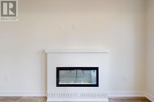 1331 Kaniv Street, Oakville, ON - Indoor Photo Showing Other Room