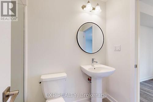 1331 Kaniv Street, Oakville, ON - Indoor Photo Showing Bathroom