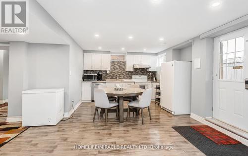 452 Nairn Circle, Milton, ON - Indoor Photo Showing Dining Room