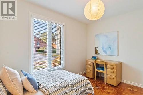 1180 Falgarwood Drive, Oakville, ON - Indoor Photo Showing Bedroom