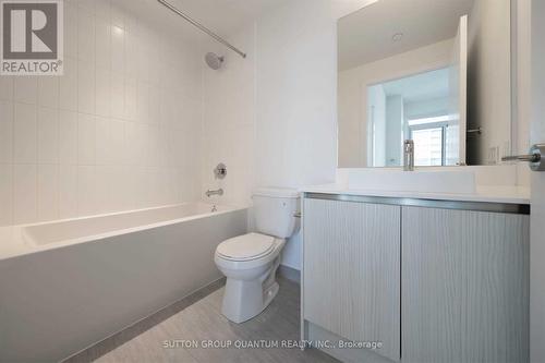 1026 - 251 Manitoba Street, Toronto, ON - Indoor Photo Showing Bathroom