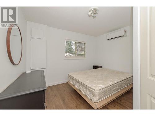 2285 Rosedale Avenue, Armstrong, BC - Indoor Photo Showing Bedroom