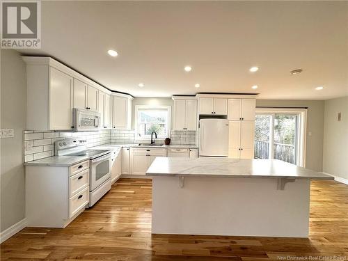 160 Dutch Point Road, Hampton, NB - Indoor Photo Showing Kitchen With Upgraded Kitchen