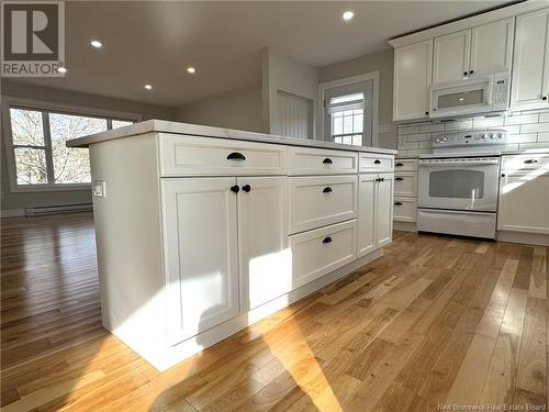 160 Dutch Point Road, Hampton, NB - Indoor Photo Showing Kitchen