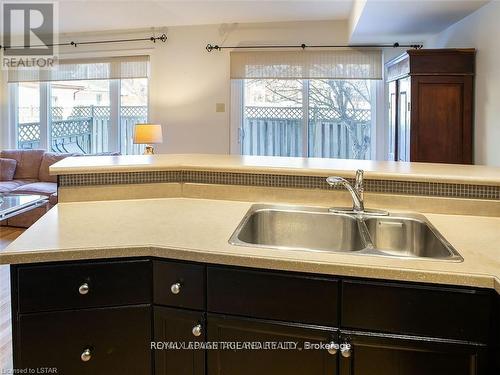 5 - 810 Maitland Street, London, ON - Indoor Photo Showing Kitchen With Double Sink