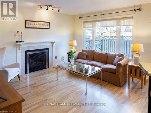 5 - 810 Maitland Street, London, ON - Indoor Photo Showing Living Room With Fireplace