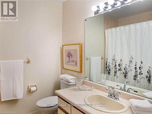 5 - 810 Maitland Street, London, ON - Indoor Photo Showing Bathroom