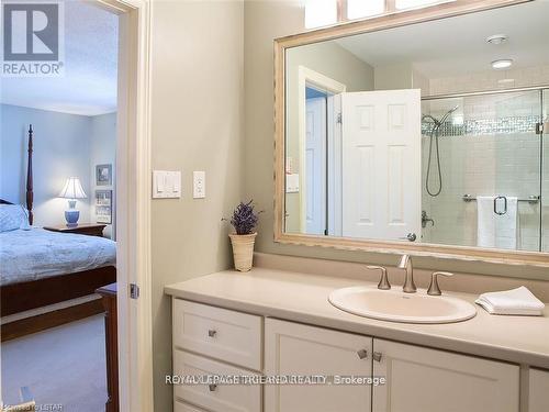 5 - 810 Maitland Street, London, ON - Indoor Photo Showing Bathroom