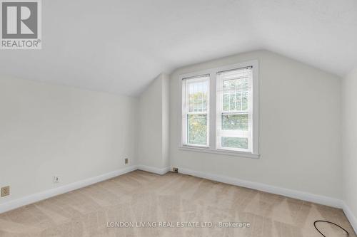 231 Riverside Drive, London, ON - Indoor Photo Showing Other Room