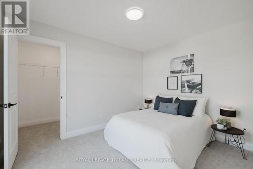 1867 Dalmagarry Road, London, ON - Indoor Photo Showing Bedroom