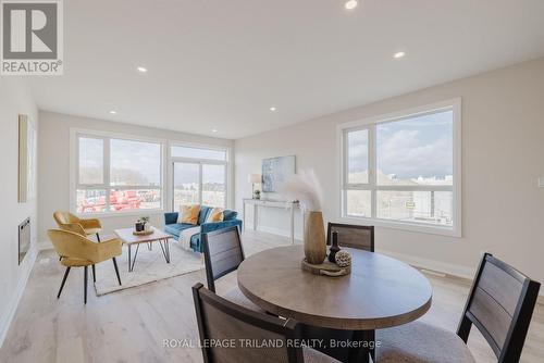 1867 Dalmagarry Road, London, ON - Indoor Photo Showing Dining Room