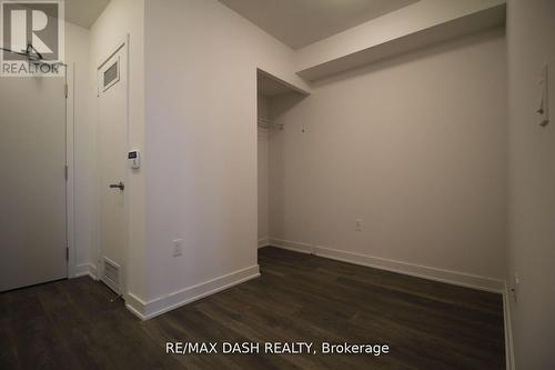 2502 - 99 Broadway Avenue, Toronto, ON - Indoor Photo Showing Other Room