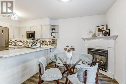 619 - 96 Strachan Avenue, Toronto, ON - Indoor Photo Showing Dining Room