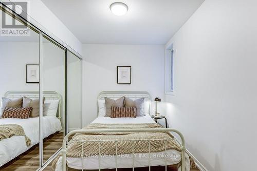 619 - 96 Strachan Avenue, Toronto, ON - Indoor Photo Showing Bedroom