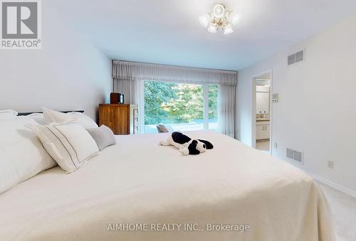 85 Clarinda Drive, Toronto, ON - Indoor Photo Showing Bedroom