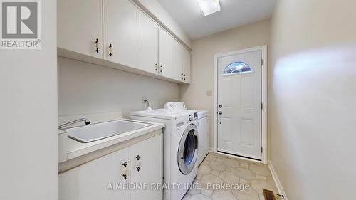 85 Clarinda Drive, Toronto, ON - Indoor Photo Showing Laundry Room