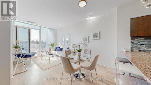 721 - 2885 Bayview Avenue, Toronto, ON - Indoor Photo Showing Dining Room