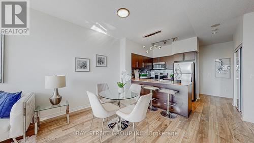 721 - 2885 Bayview Avenue, Toronto, ON - Indoor Photo Showing Dining Room