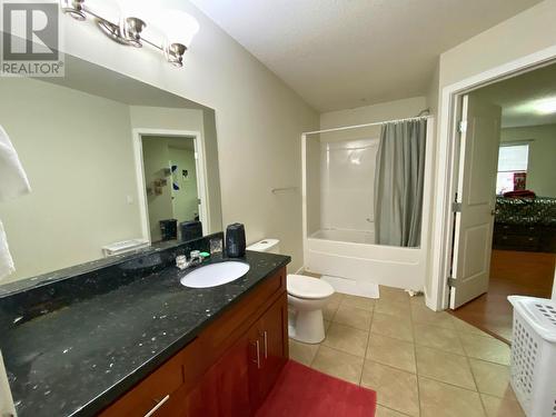 11301 89A Street, Fort St. John, BC - Indoor Photo Showing Bathroom