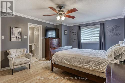 17 Catkins Crescent, Whitby, ON - Indoor Photo Showing Bedroom