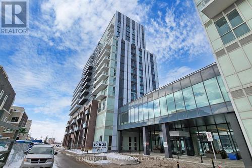 208 - 38 Honeycrisp Crescent, Vaughan, ON - Outdoor