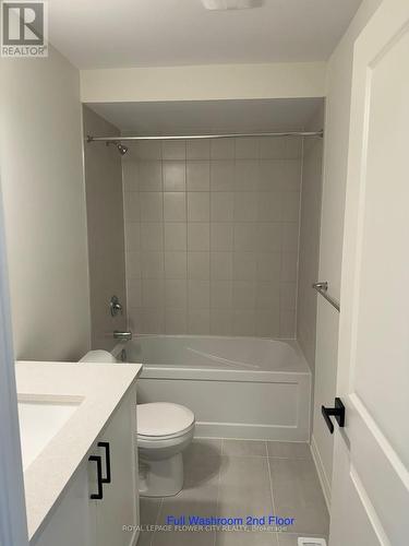 24 Mayapple Street, Adjala-Tosorontio, ON - Indoor Photo Showing Bathroom